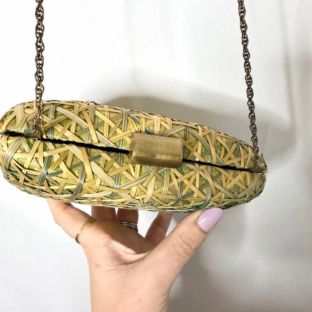 Serpui Marie Green Beige Straw Woven Clutch One Size